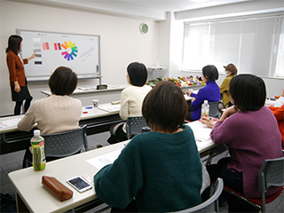 認定教室および認定校・直轄のスクールの認定と指導